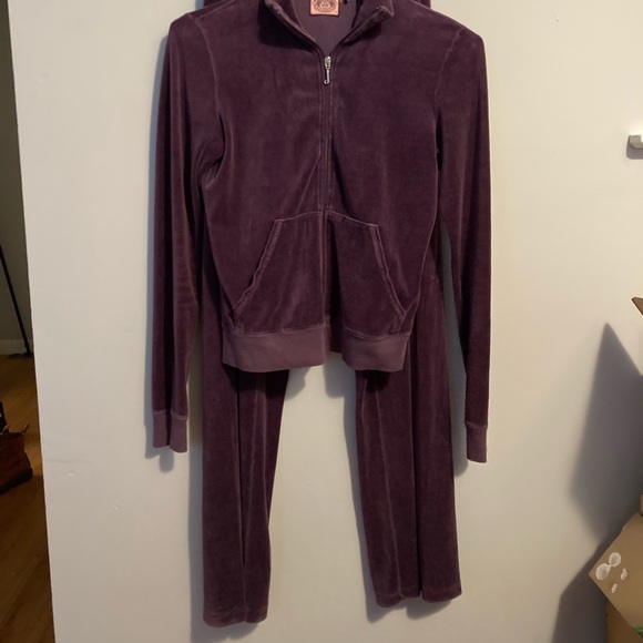 Juicy couture purple velour tracksuit - Picture 2 of 6